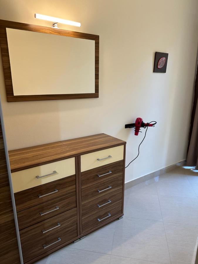 Ewa Apt - 3-Bedrooms Apt Near Sliema - St Julians Seafront Gzira ภายนอก รูปภาพ