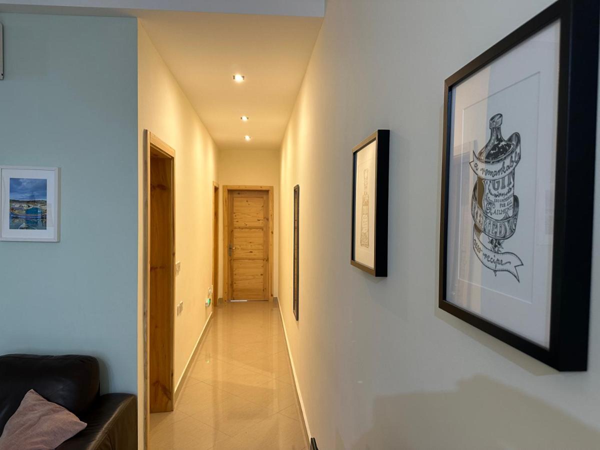 Ewa Apt - 3-Bedrooms Apt Near Sliema - St Julians Seafront Gzira ภายนอก รูปภาพ